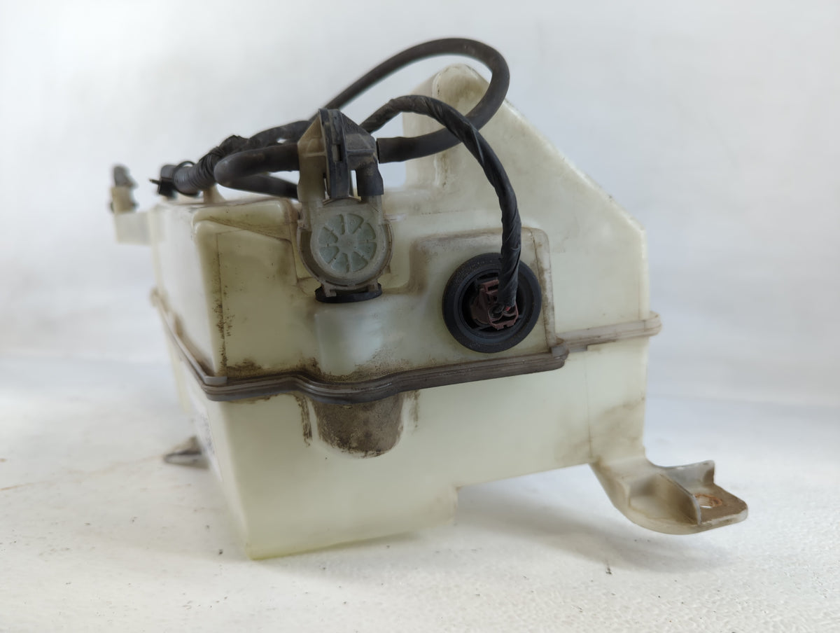 2004-2009 Nissan Quest Radiator Coolant Overflow Expansion Tank Bottle 695075 - Oemusedautoparts1.com