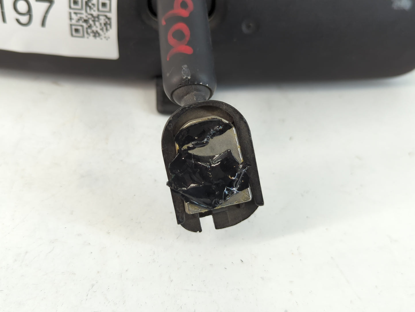 2004 Nissan Quest Interior Rear View Mirror Replacement OEM P/N:E8011681 Fits OEM Used Auto Parts - Oemusedautoparts1.com