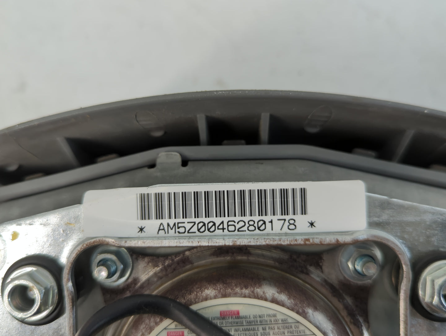 2004-2006 Nissan Quest Air Bag Driver Left Steering Wheel Mounted P/N:AM5Z0046280178 Fits Fits 2004 2005 2006 OEM Used Auto 