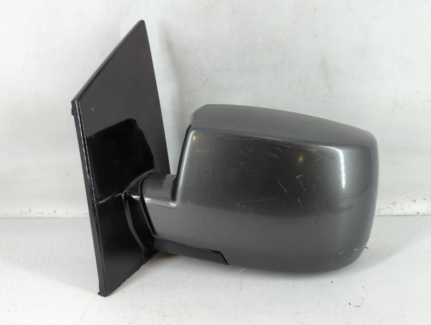 2004-2007 Nissan Quest Driver Side View Mirror - Left Door Mirror OEM Used - Oemusedautoparts1.com