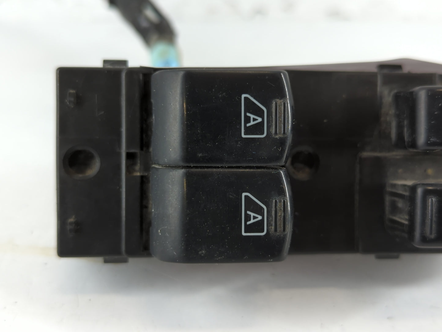 2004 Nissan Quest Passenger Right Power Window Switch 24125-5z000 - Oemusedautoparts1.com
