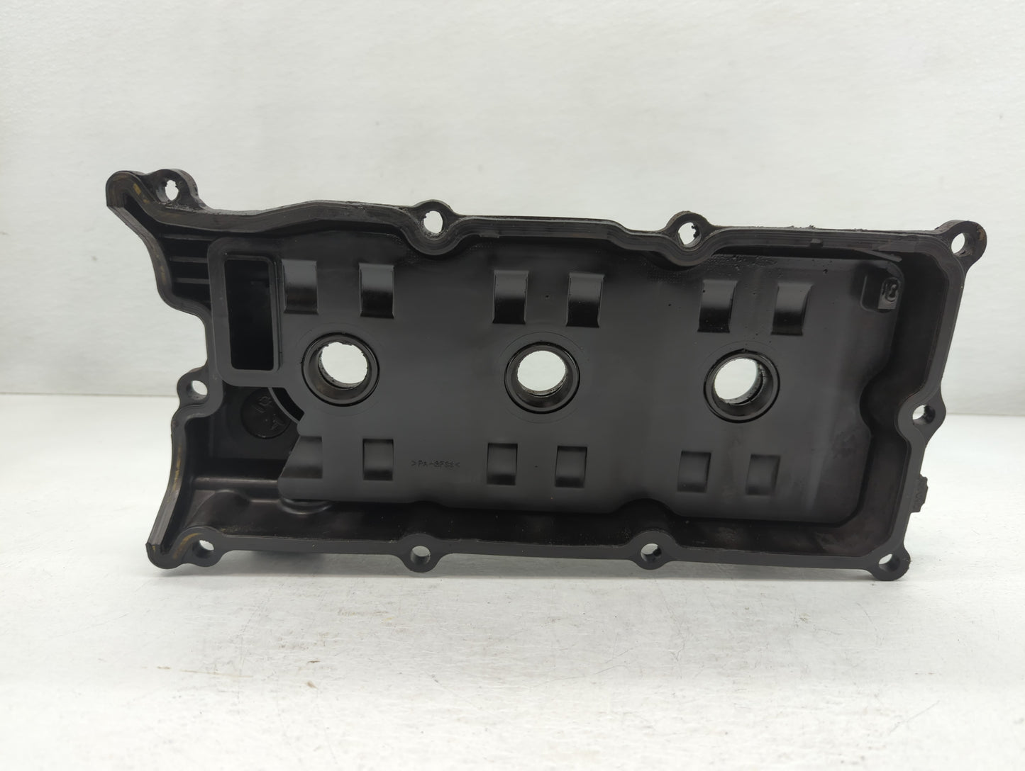 2004 Nissan Quest Driver Left Cylinder Head Valve Cover P/N:PA-GF33 Fits OEM Used Auto Parts - Oemusedautoparts1.com