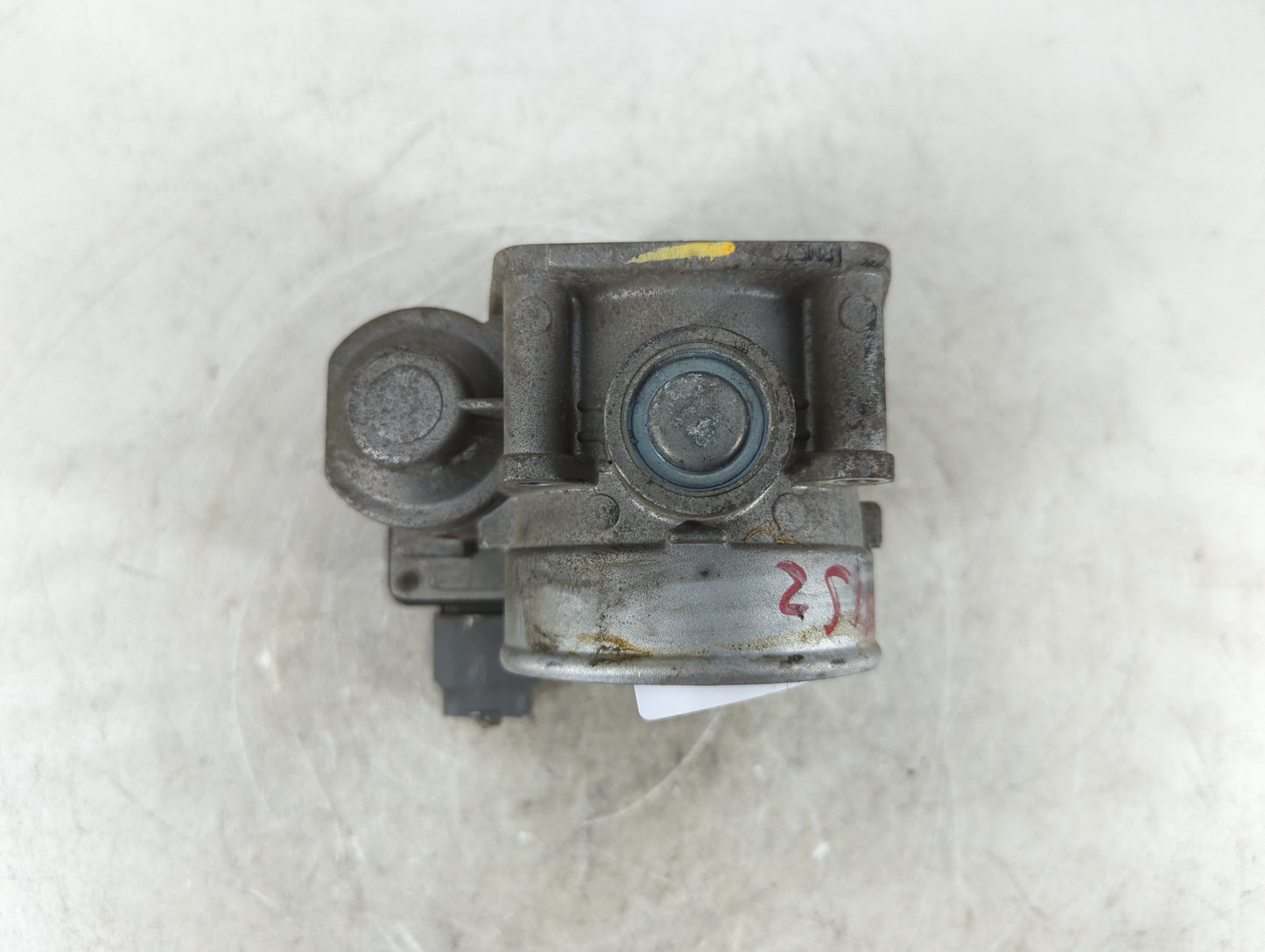 2004-2006 Nissan Quest Throttle Body P/N:PBT-GF30 576-01 Fits Fits 2002 2003 2004 2005 2006 OEM Used Auto Parts - Oemusedaut