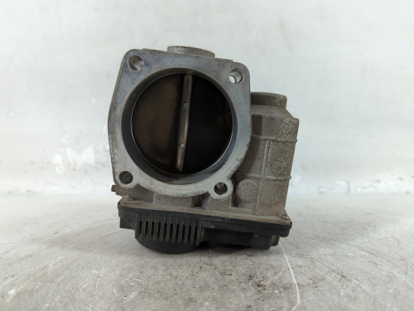 2004-2006 Nissan Quest Throttle Body P/N:PBT-GF30 576-01 Fits Fits 2002 2003 2004 2005 2006 OEM Used Auto Parts - Oemusedaut