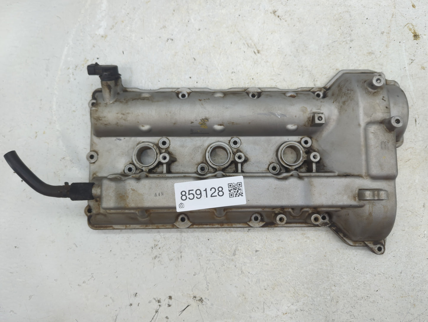 2004 Nissan Quest Driver Left Cylinder Head Valve Cover Fits OEM Used Auto Parts - Oemusedautoparts1.com