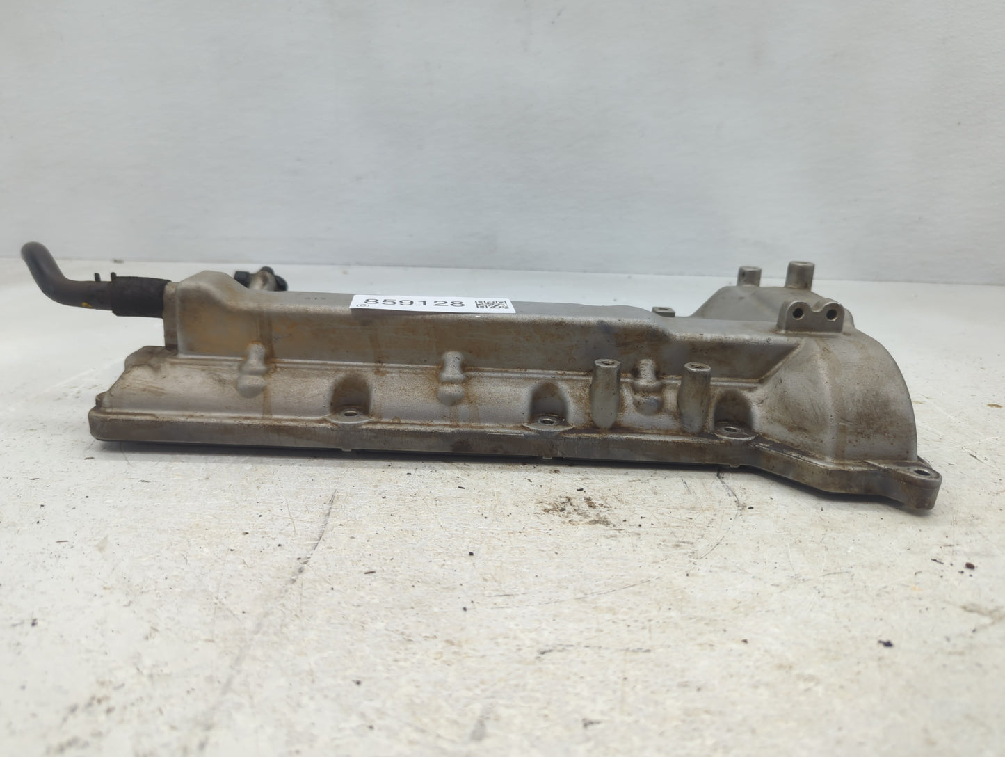 2004 Nissan Quest Driver Left Cylinder Head Valve Cover Fits OEM Used Auto Parts - Oemusedautoparts1.com