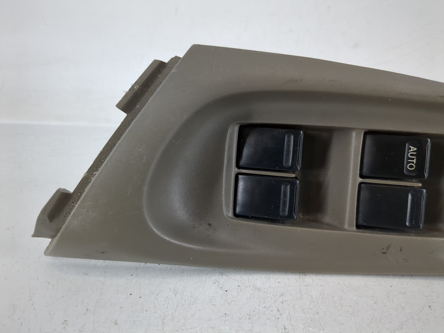 2000-2006 Nissan Sentra Master Power Window Switch Replacement Driver Side Left Fits Fits 2000 2001 2002 2003 2004 2005 2006