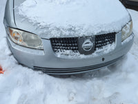 2004-2004 Nissan Sentra Front Grille Bumper Not Included - Oemusedautoparts1.com