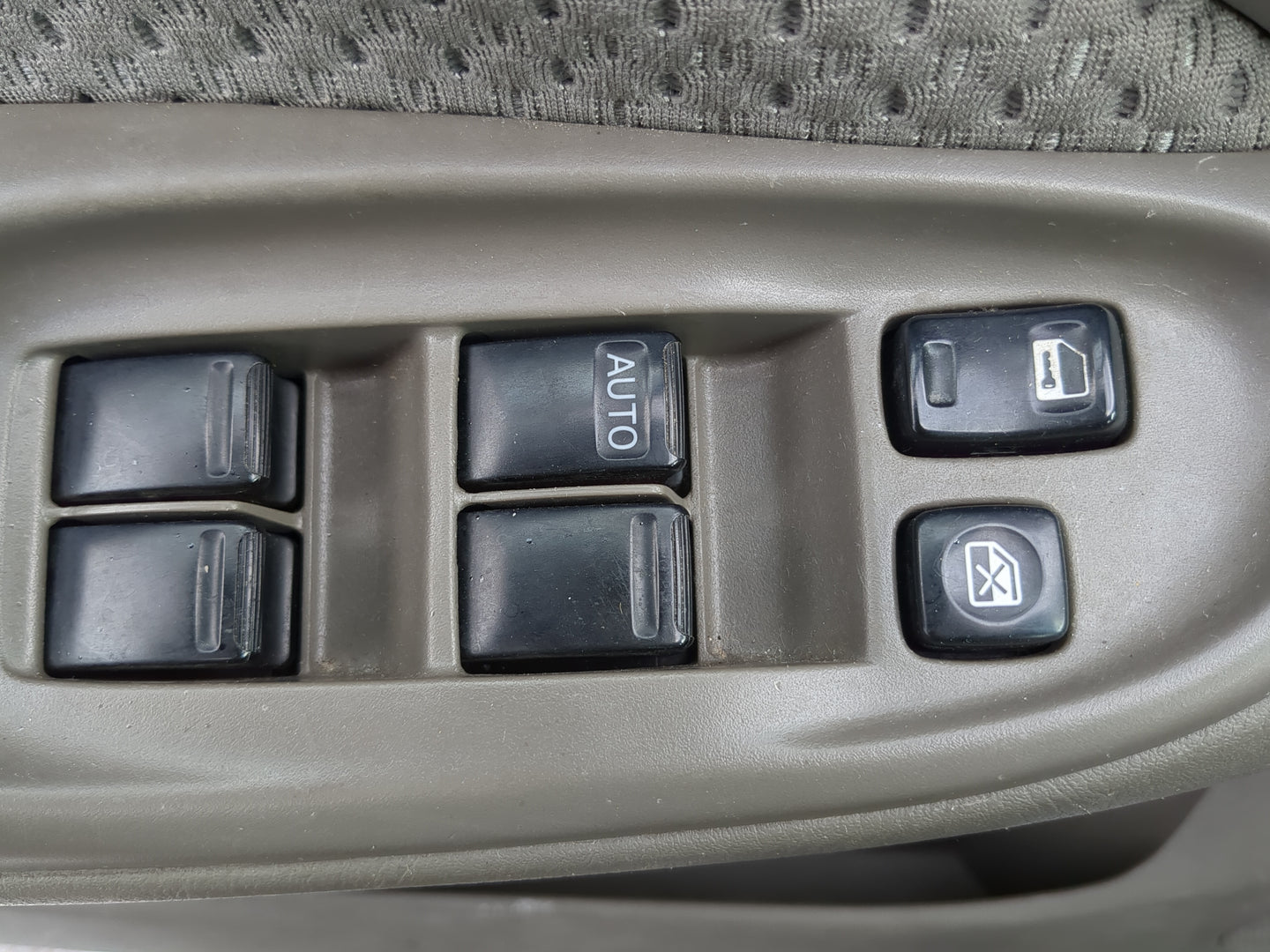 2000-2006 Nissan Sentra Master Power Window Switch Replacement Driver Side Left Fits Fits 2000 2001 2002 2003 2004 2005 2006