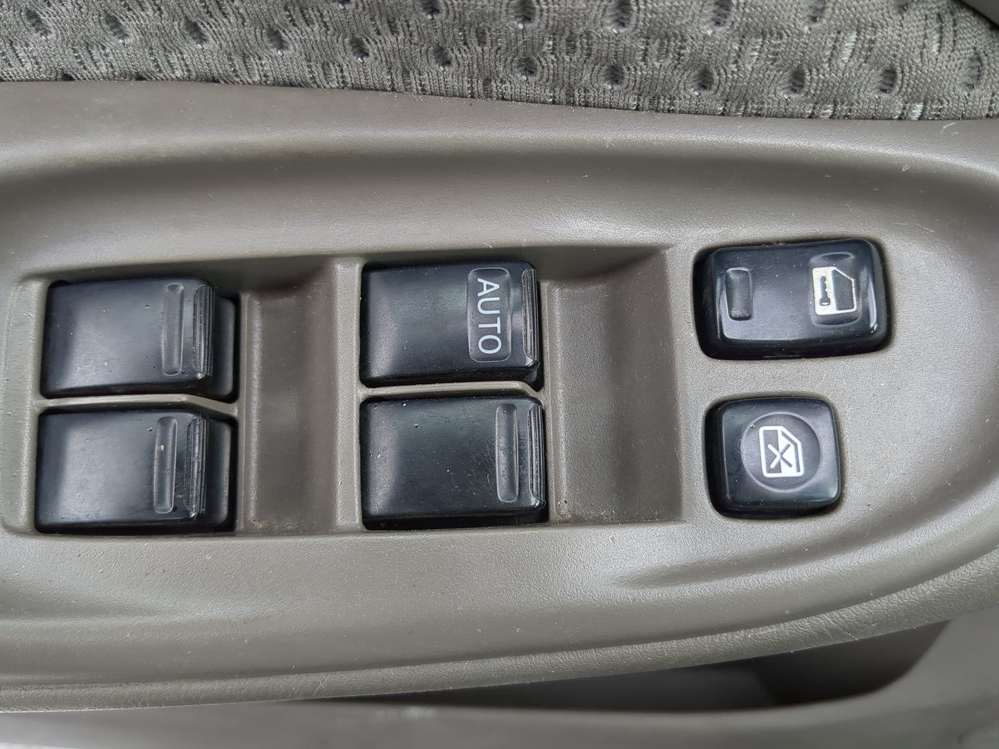 2000-2006 Nissan Sentra Master Power Window Switch Replacement Driver Side Left Fits Fits 2000 2001 2002 2003 2004 2005 2006