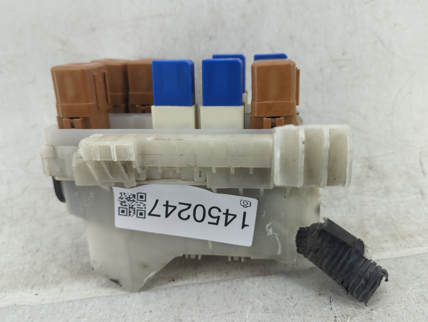 2000-2006 Nissan Sentra Fusebox Fuse Box Panel Relay Module Fits Fits 2000 2001 2002 2003 2004 2005 2006 OEM Used Auto Parts