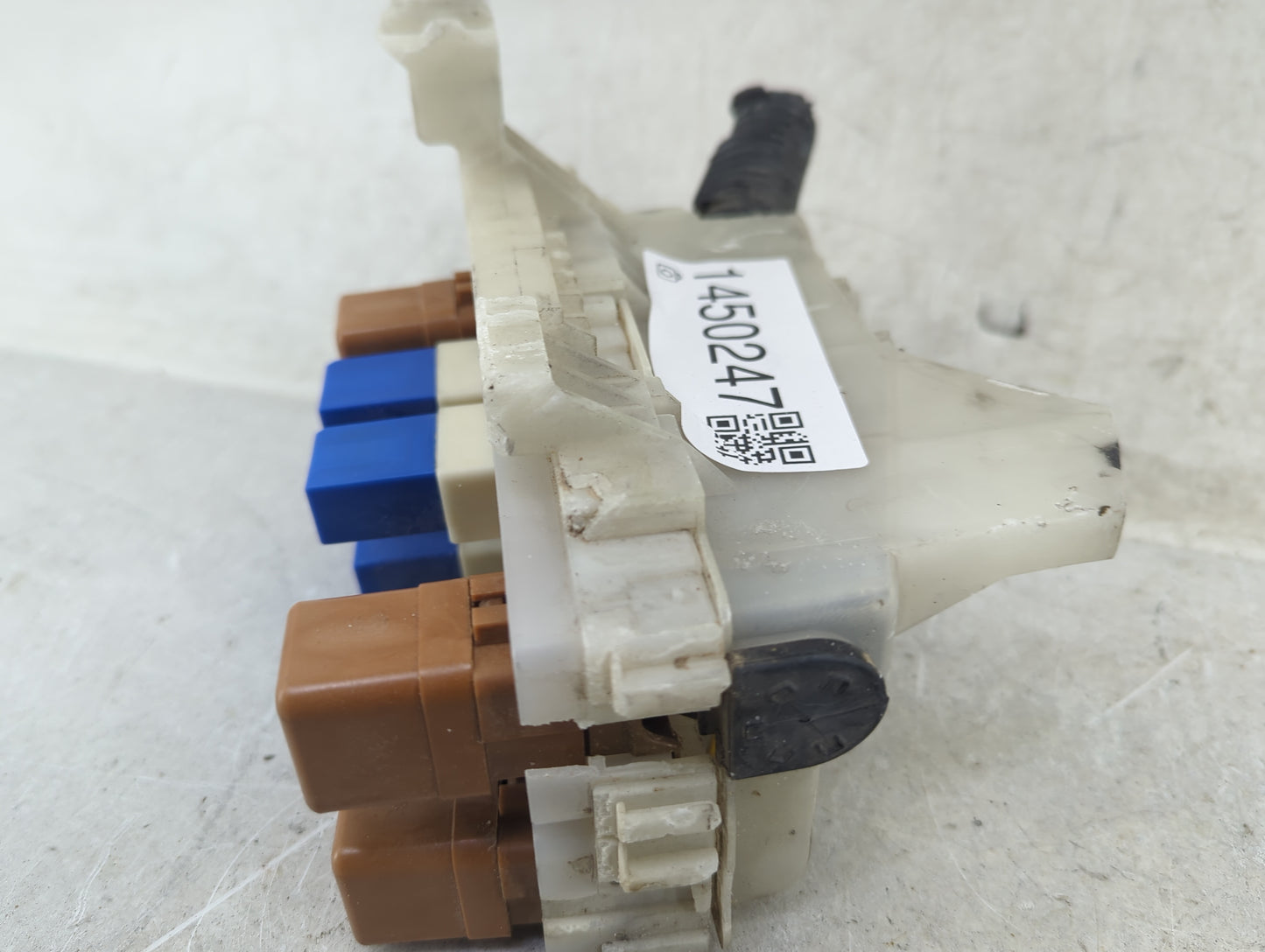 2000-2006 Nissan Sentra Fusebox Fuse Box Panel Relay Module Fits Fits 2000 2001 2002 2003 2004 2005 2006 OEM Used Auto Parts