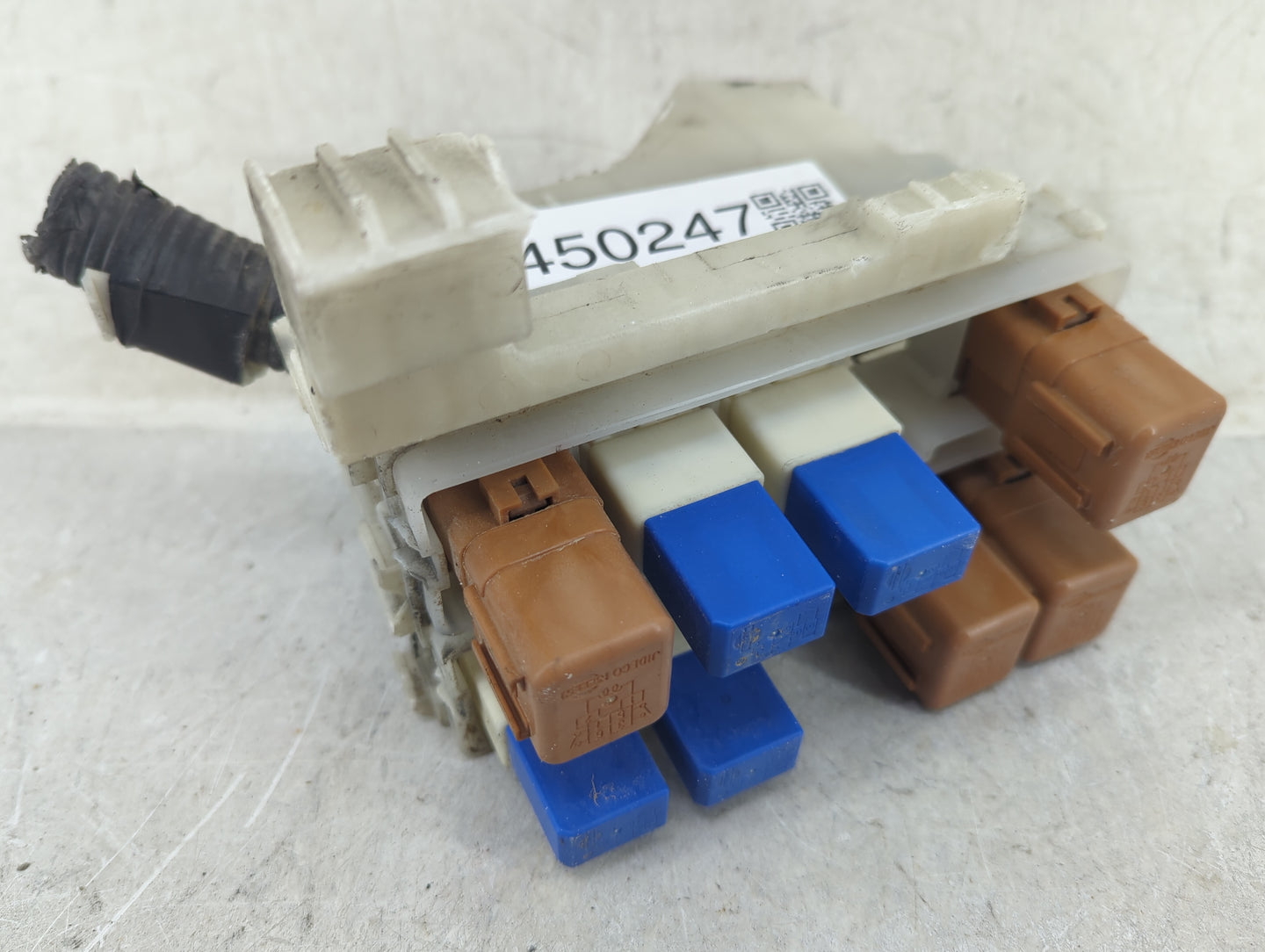 2000-2006 Nissan Sentra Fusebox Fuse Box Panel Relay Module Fits Fits 2000 2001 2002 2003 2004 2005 2006 OEM Used Auto Parts