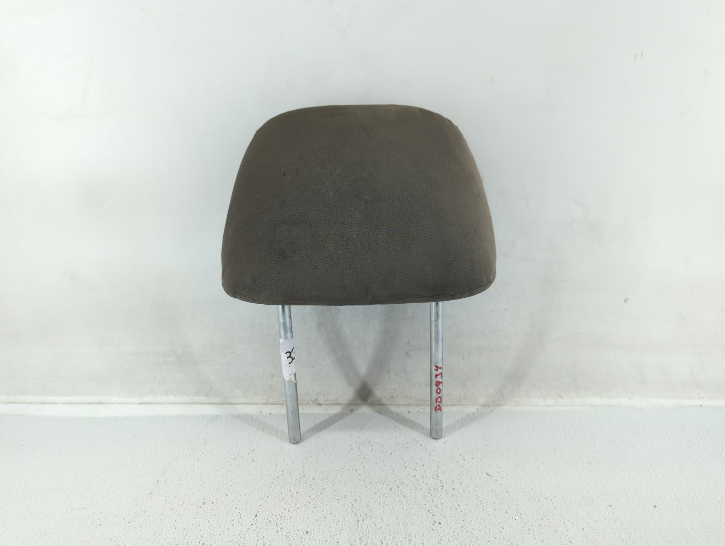 2004 Nissan Sentra Headrest Head Rest Front Driver Passenger Seat Fits OEM Used Auto Parts - Oemusedautoparts1.com