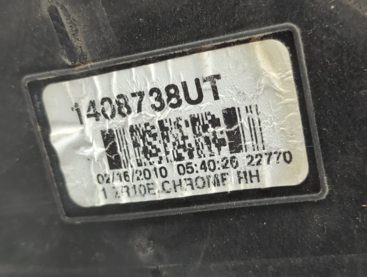 2004-2015 Nissan Titan Passenger Side View Mirror - Right Door Mirror OEM Used - Oemusedautoparts1.com