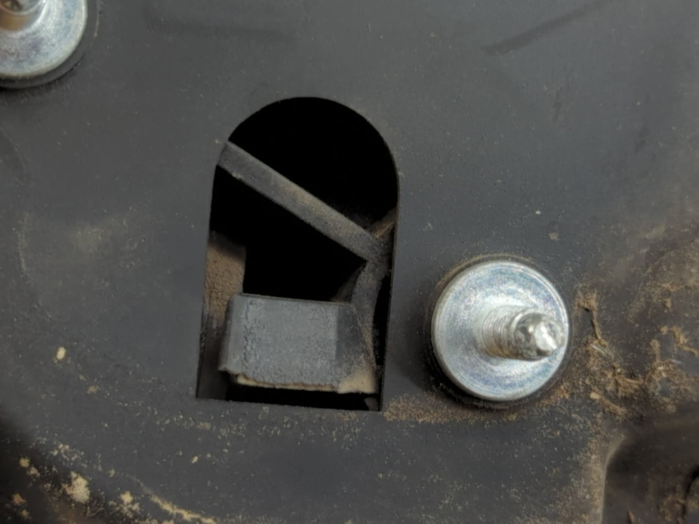 2004-2015 Nissan Titan Passenger Side View Mirror - Right Door Mirror OEM Used - Oemusedautoparts1.com