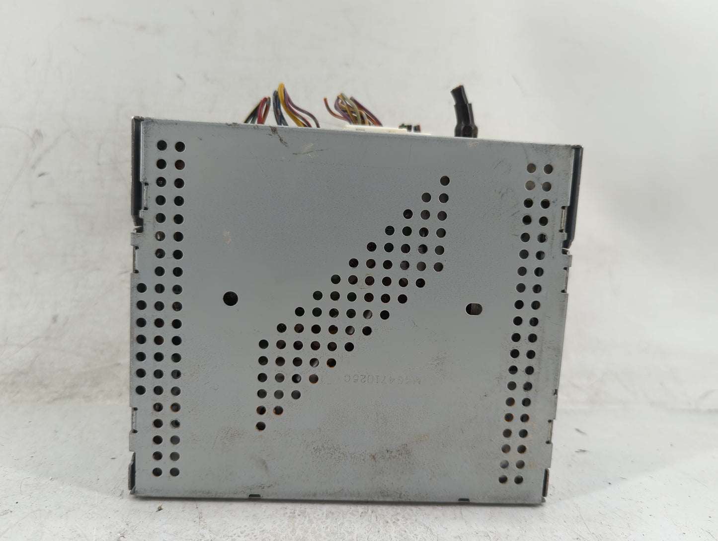 2004 Nissan Titan Radio AM FM Cd Player Receiver Replacement P/N:28185 8S516 Fits OEM Used Auto Parts - Oemusedautoparts1.co