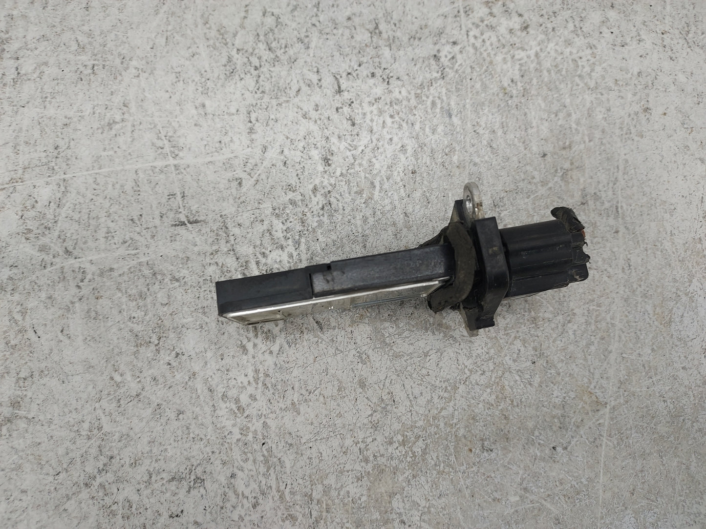 2004-2022 Nissan Titan Mass Air Flow Meter Maf 1486572 - Oemusedautoparts1.com