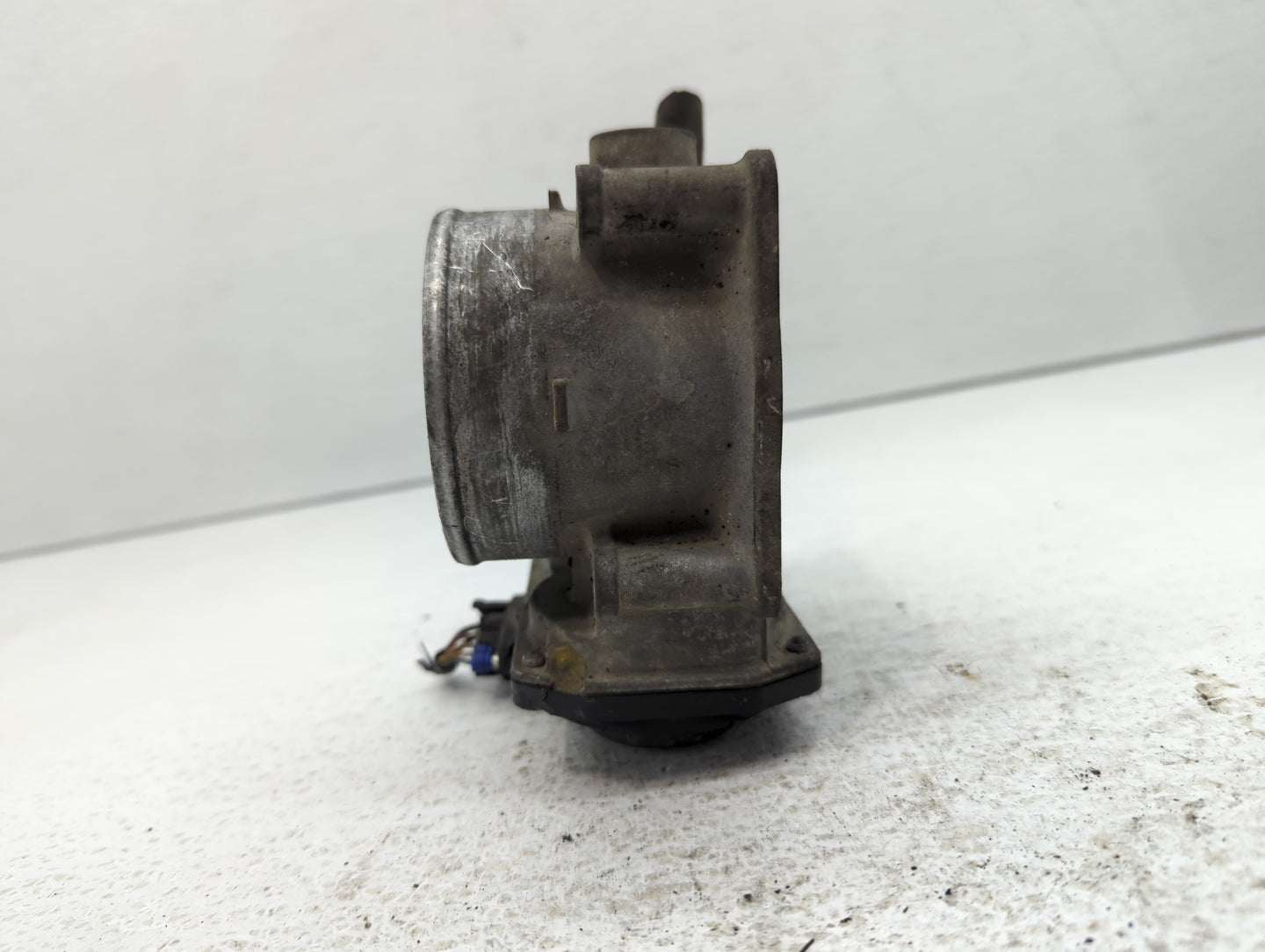 2004-2012 Nissan Titan Throttle Body P/N:16119 7S000 16119 7S000 A Fits OEM Used Auto Parts - Oemusedautoparts1.com