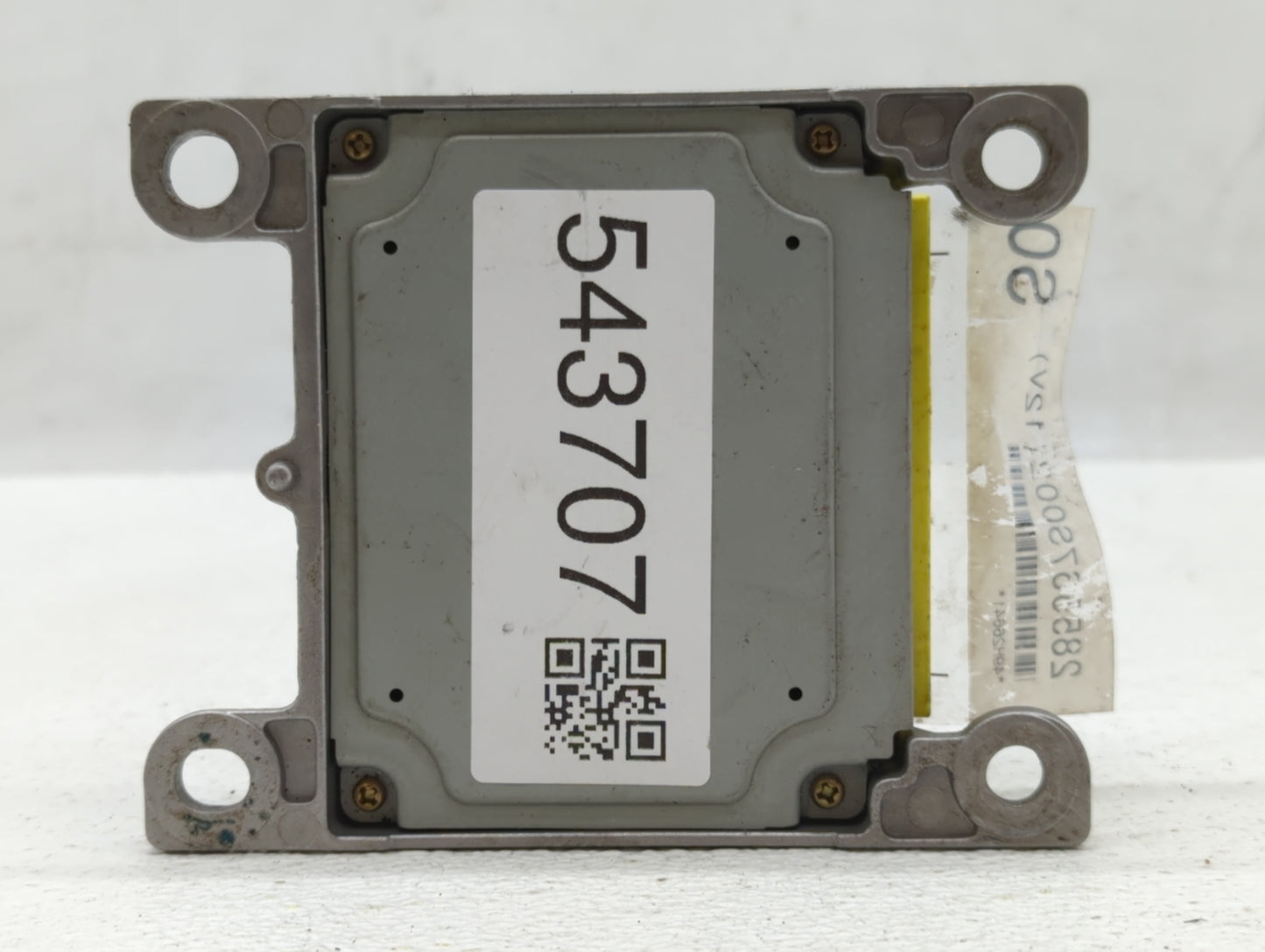 2004-2005 Nissan Titan Chassis Control Module Ccm Bcm Body Control - Oemusedautoparts1.com