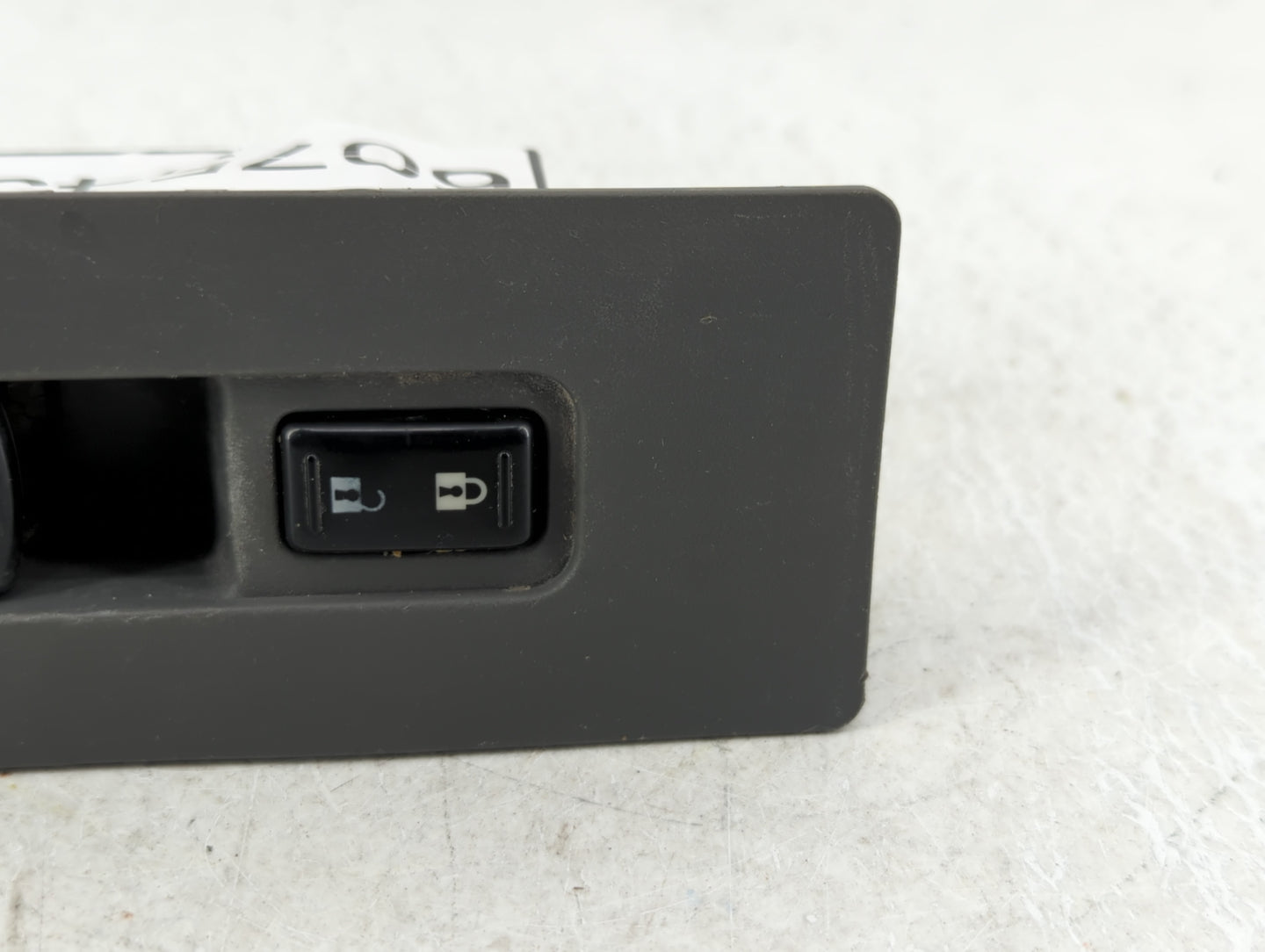 2004 Nissan Titan Master Power Window Switch Replacement Driver Side Left P/N:3040804 Fits OEM Used Auto Parts - Oemusedauto