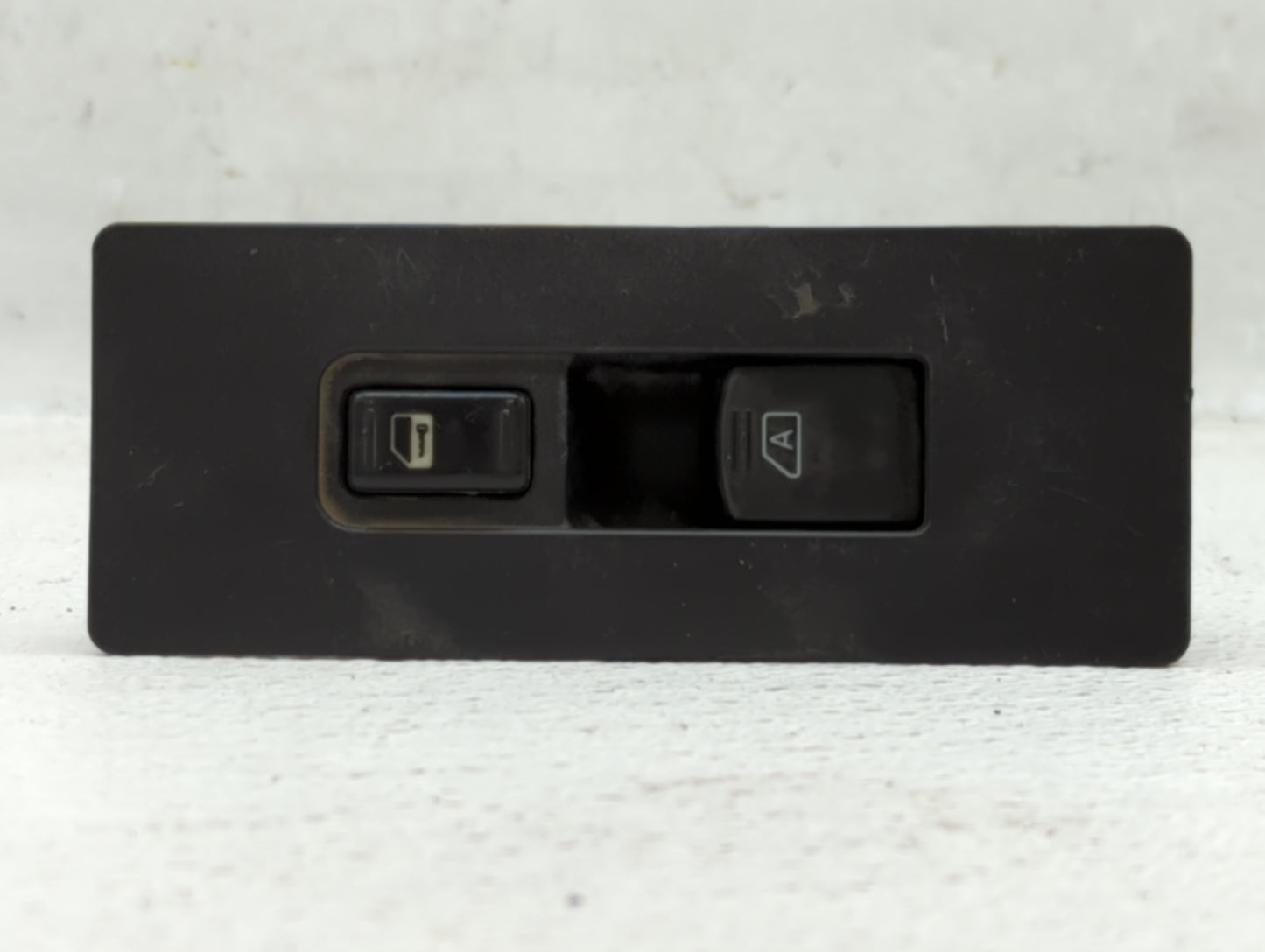 2004 Nissan Titan Master Power Window Switch Replacement Driver Side Left P/N:3040804 Fits OEM Used Auto Parts - Oemusedauto