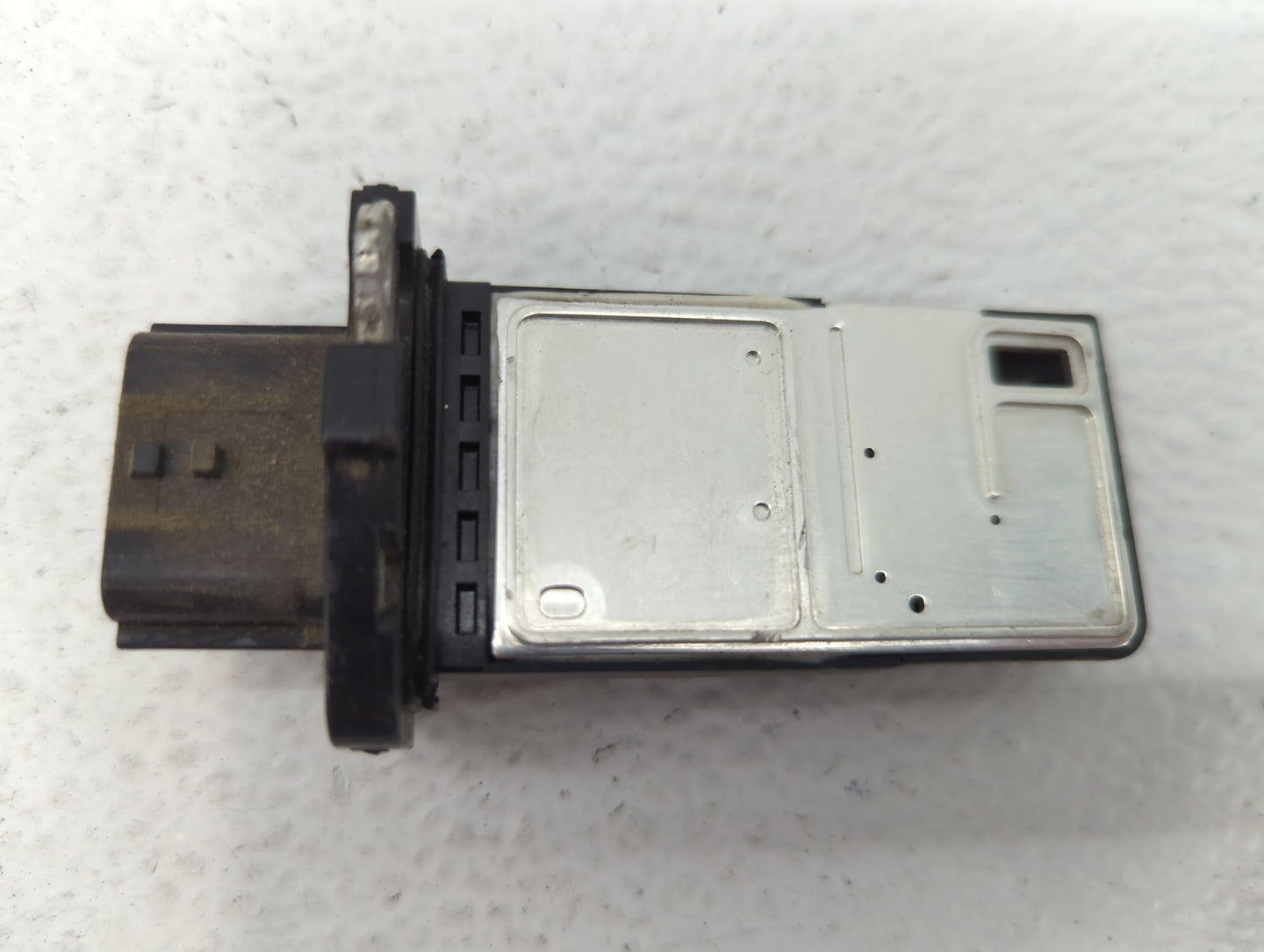 2004-2022 Nissan Titan Mass Air Flow Meter Maf - Oemusedautoparts1.com