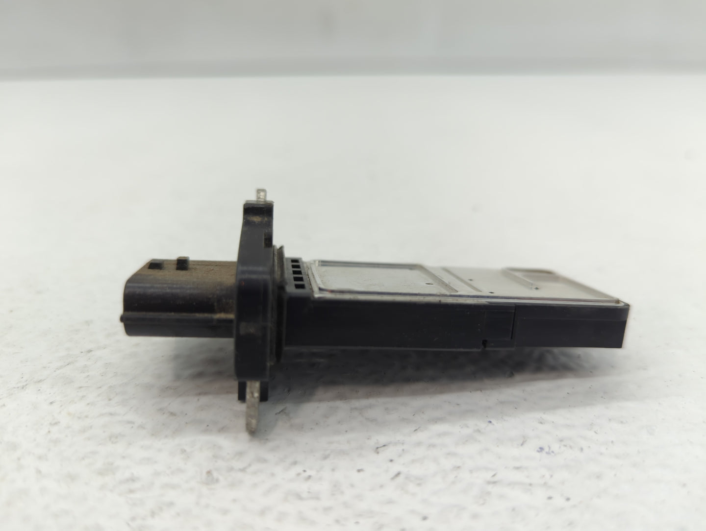2004-2022 Nissan Titan Mass Air Flow Meter Maf - Oemusedautoparts1.com
