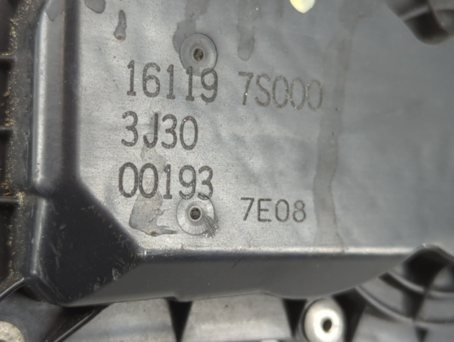 2004-2012 Nissan Titan Throttle Body P/N:16119 7S000 Fits Fits 2004 2005 2006 2007 2008 2009 2010 2011 2012 2013 2014 OEM Us