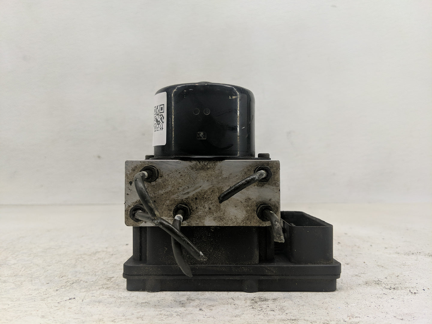 2003-2004 Nissan Xterra ABS Pump Control Module Replacement P/N:47660 1Z600 Fits Fits 2003 2004 OEM Used Auto Parts - Oemuse