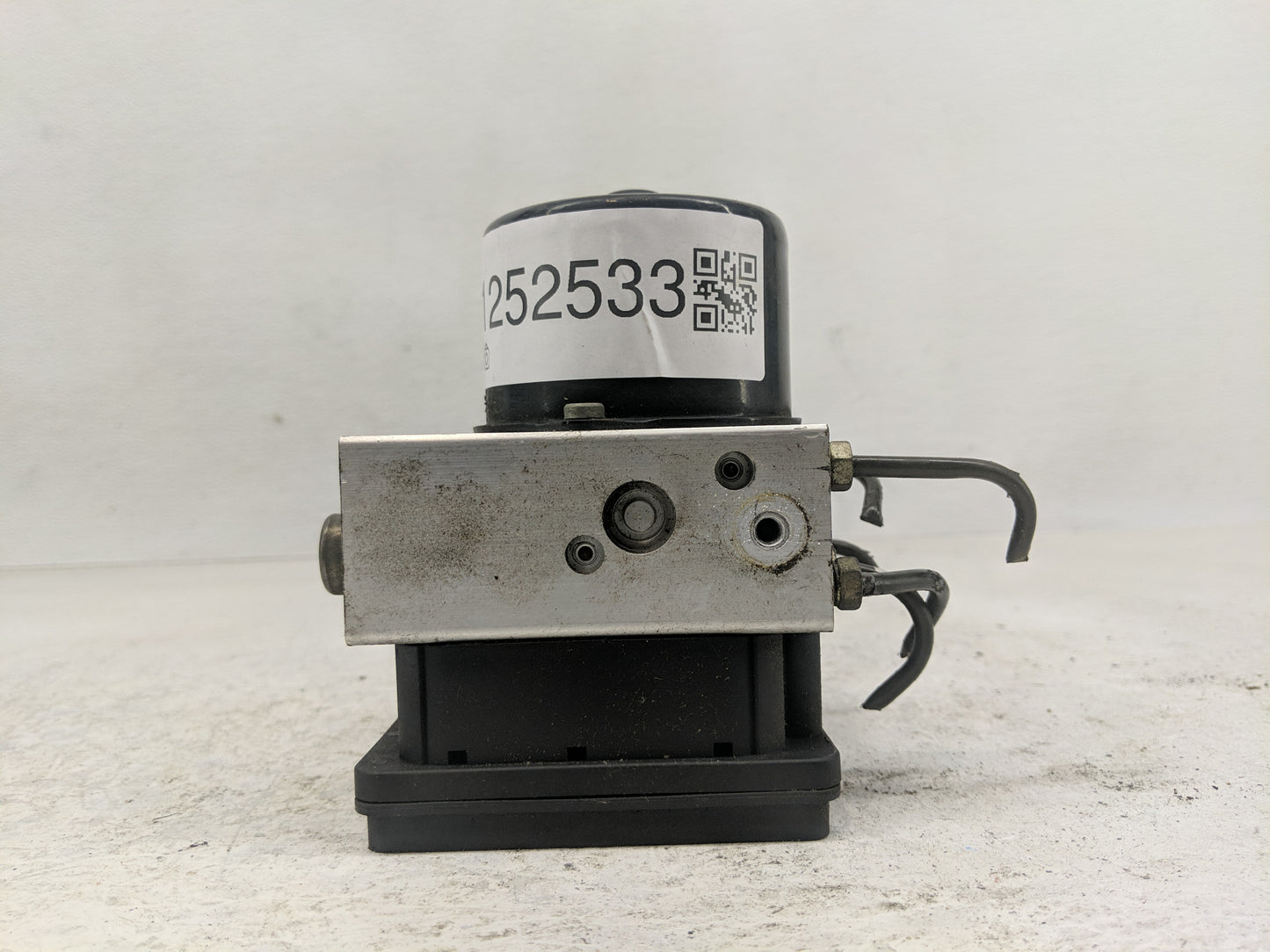 2003-2004 Nissan Xterra ABS Pump Control Module Replacement P/N:47660 1Z600 Fits Fits 2003 2004 OEM Used Auto Parts - Oemuse