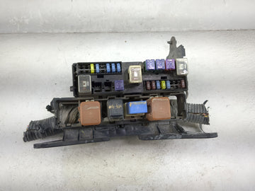 2003-2004 Nissan Xterra Fusebox Fuse Box Panel Relay Module Fits Fits 2003 2004 OEM Used Auto Parts