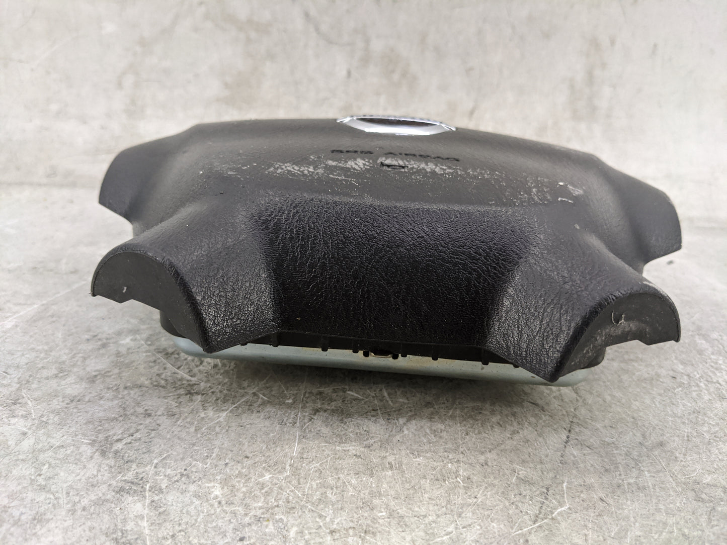 2002-2004 Nissan Xterra Air Bag Driver Left Steering Wheel Mounted - Oemusedautoparts1.com