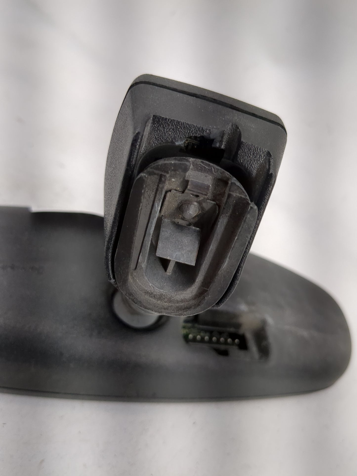 2004 Nissan Xterra Interior Rear View Mirror Replacement OEM P/N:015603 Fits OEM Used Auto Parts - Oemusedautoparts1.com