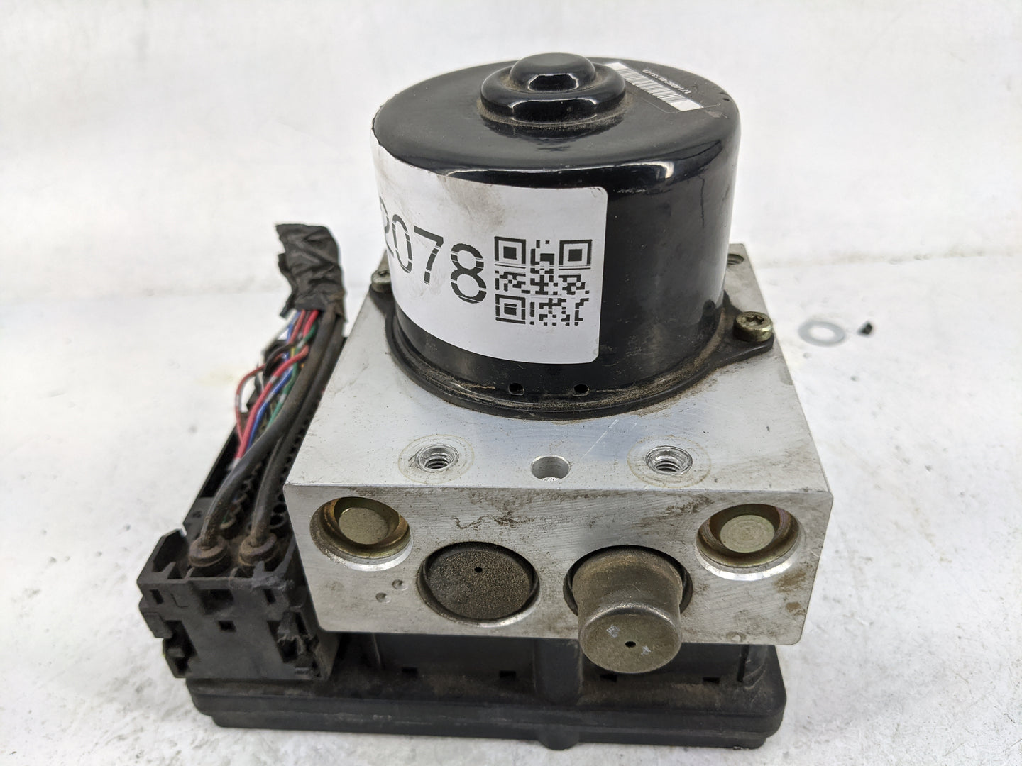 2003-2004 Nissan Xterra ABS Pump Control Module Replacement P/N:14415223 47660 1Z600, 25 0204-0986 3 4154 Fits Fits 2003 200