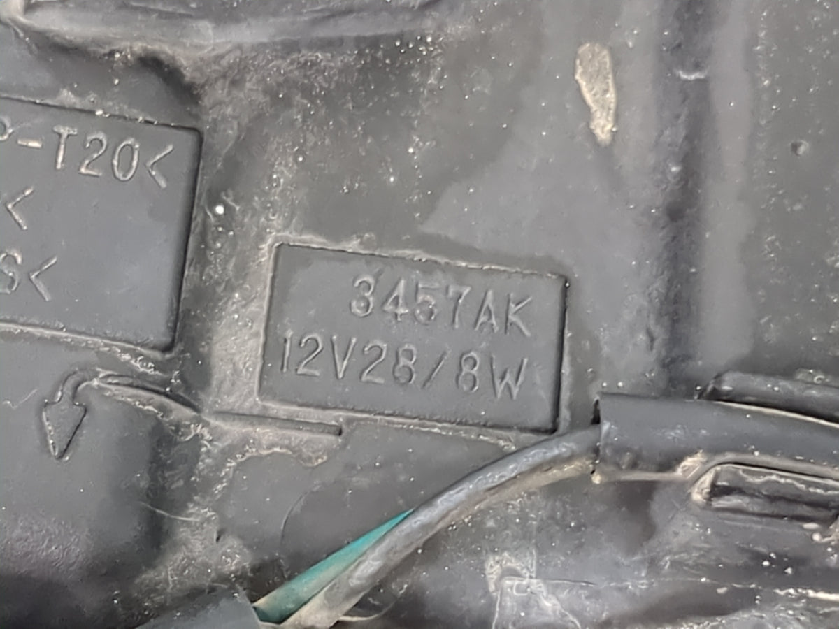 2004 Nissan Xterra Passenger Right Oem Head Light Headlight Lamp 1515303 - Oemusedautoparts1.com
