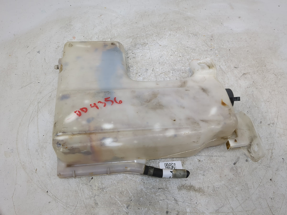 2000-2004 Nissan Xterra Radiator Coolant Overflow Expansion Tank Bottle 1515488 - Oemusedautoparts1.com