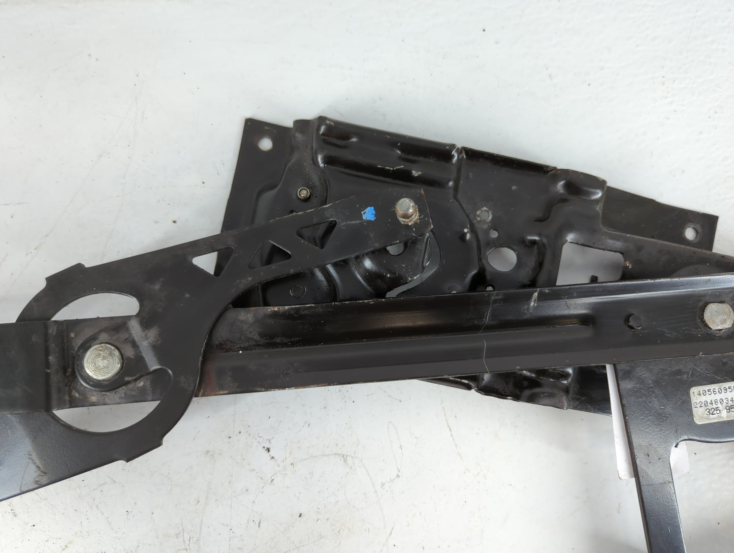 2000-2004 Nissan Xterra Passenger Front Right Power Window Motor - Oemusedautoparts1.com