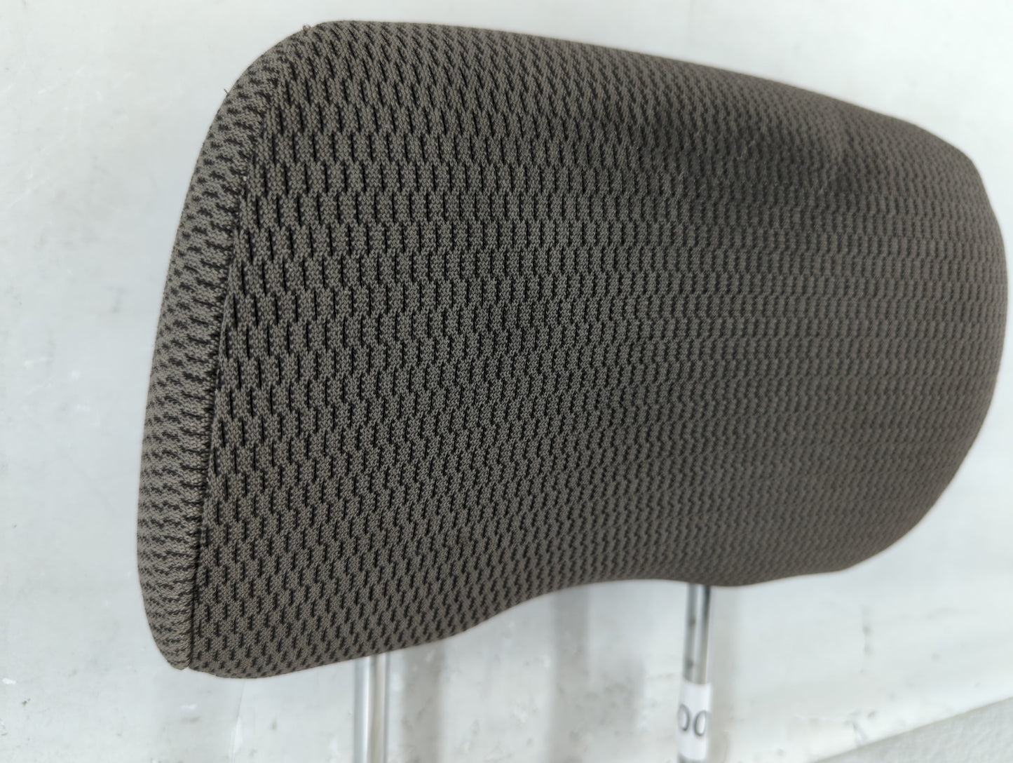 2004 Nissan Xterra Headrest Head Rest Front Driver Passenger Seat Fits OEM Used Auto Parts - Oemusedautoparts1.com