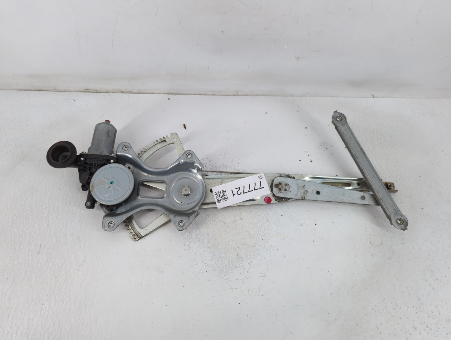 Nissan Trucks Pathfi Window Regulator Passenger Front - Oemusedautoparts1.com