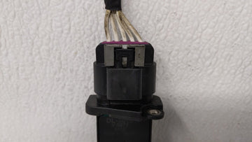 2001-2002 Oldsmobile Aurora Mass Air Flow Meter Maf