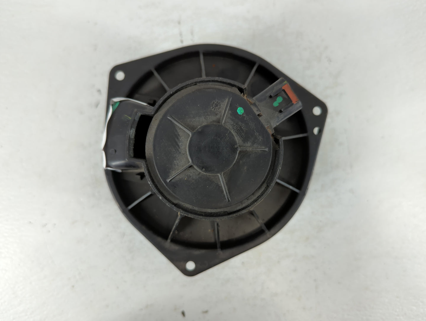 2001-2005 Pontiac Aztek Heater AC Blower Motor P/N:904 CHA512A001 9 000 025 082 03 Fits OEM Used Auto Parts - Oemusedautopar