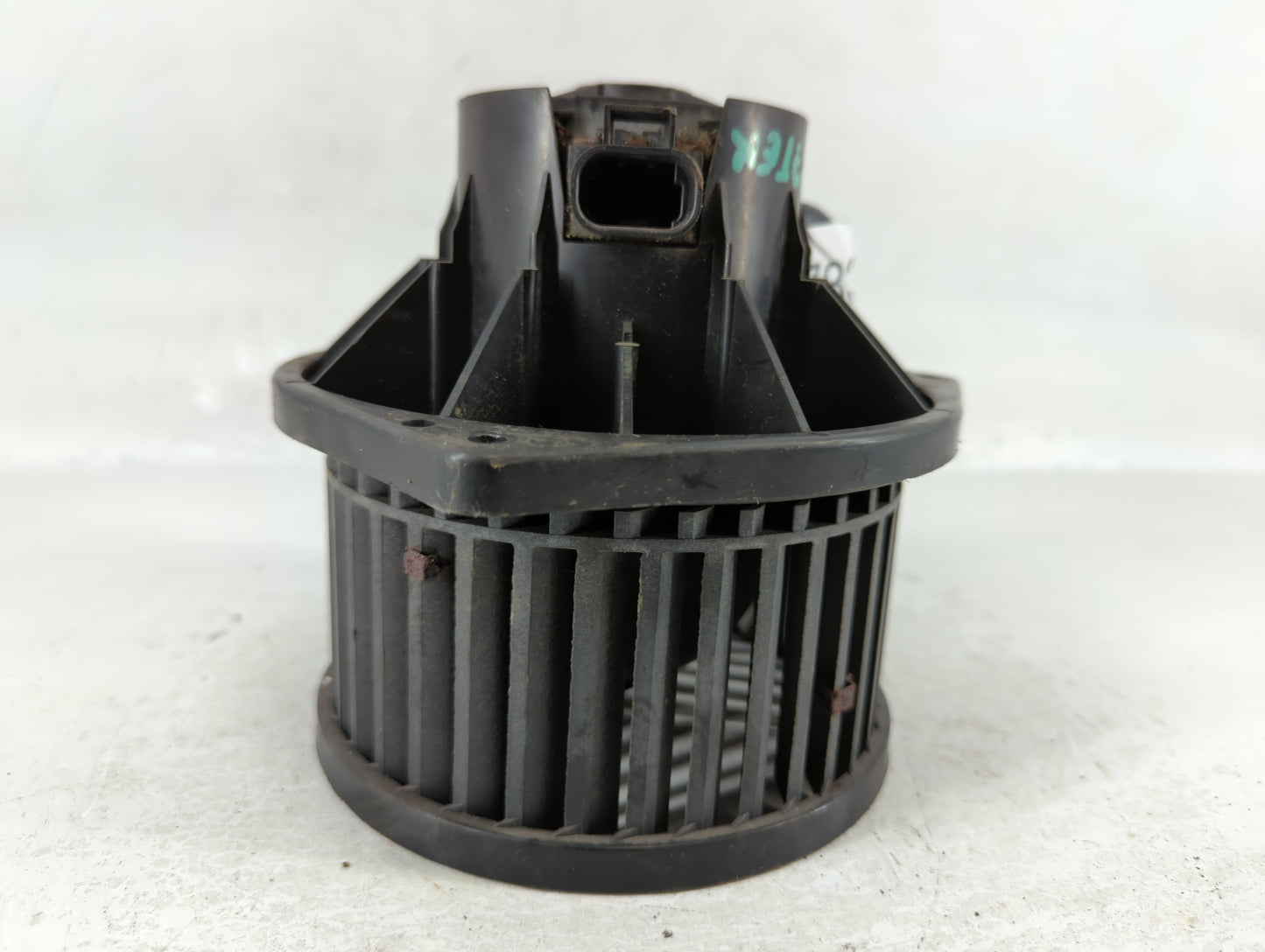 2001-2005 Pontiac Aztek Rear Heater AC Blower Motor P/N:904 CHA512A001 9 000 025 082 03 Fits OEM Used Auto Parts - Oemusedau