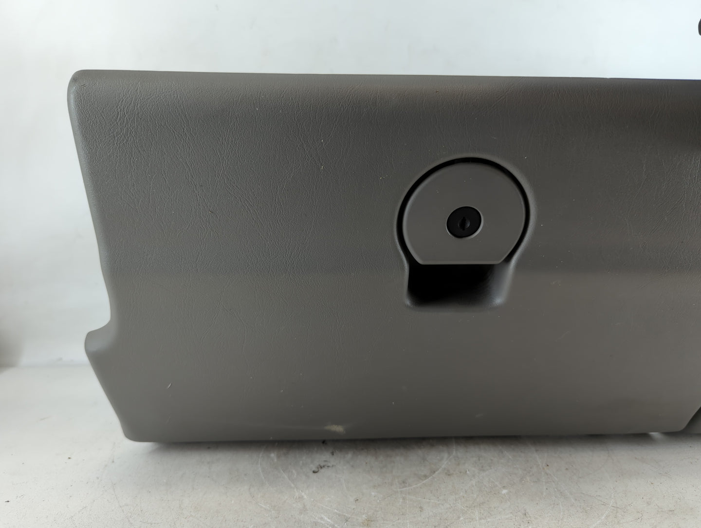 2004 Pontiac Aztek Passenger Glove Box Door Storage Compartment - Oemusedautoparts1.com