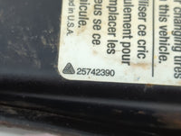 2004 Pontiac Bonneville Spare Scissor Car Jack - Oemusedautoparts1.com
