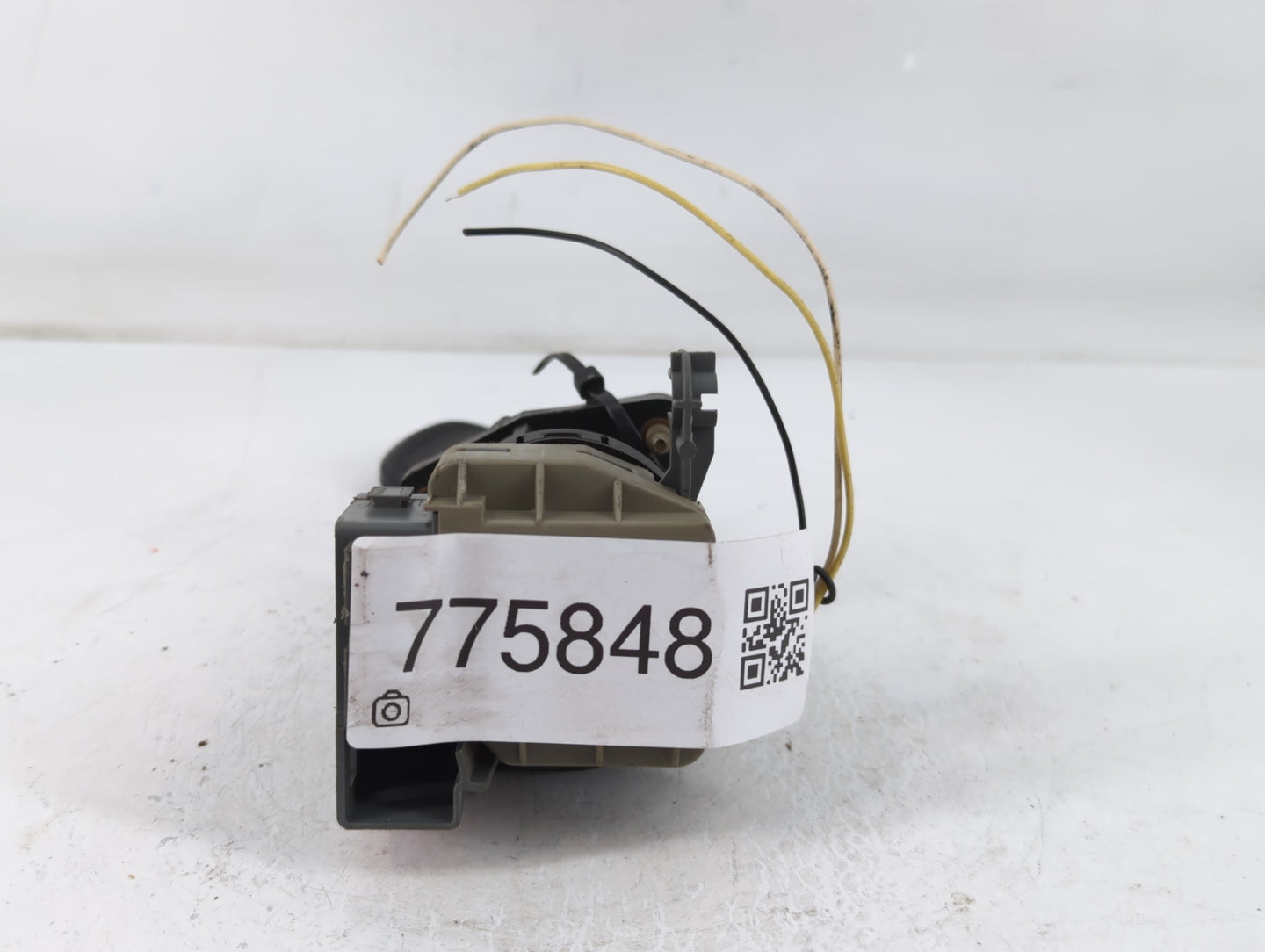 Pontiac Granam Ignition Switch Oem 25695955 - Oemusedautoparts1.com