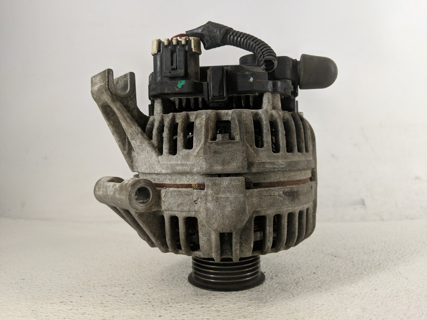 2003-2005 Pontiac Grand Am Alternator Replacement Generator Charging Assembly Engine OEM P/N:0 124 415 033 Fits OEM Used Aut