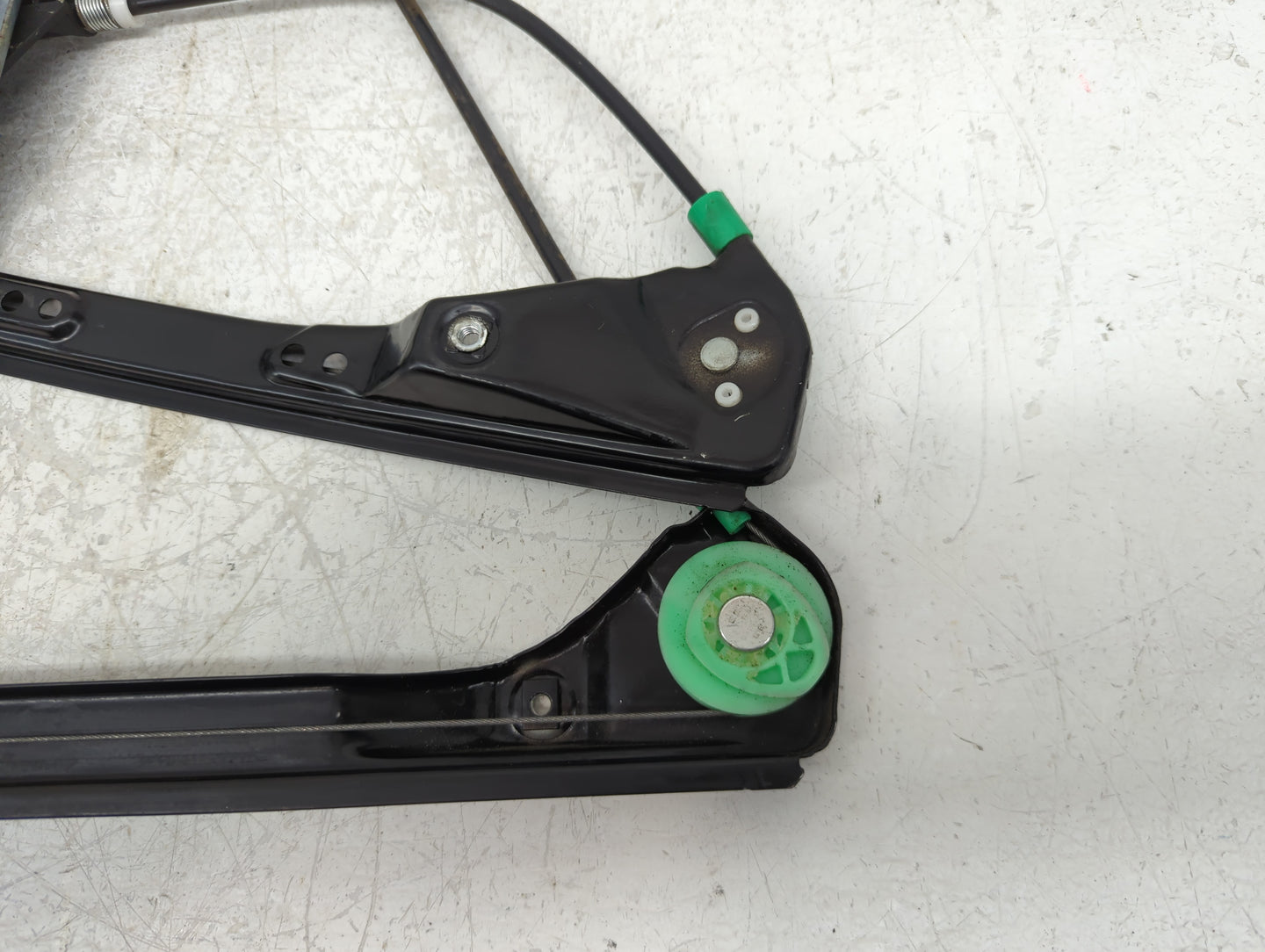 1999-2005 Pontiac Grand Am Passenger Front Right Power Window Motor - Oemusedautoparts1.com
