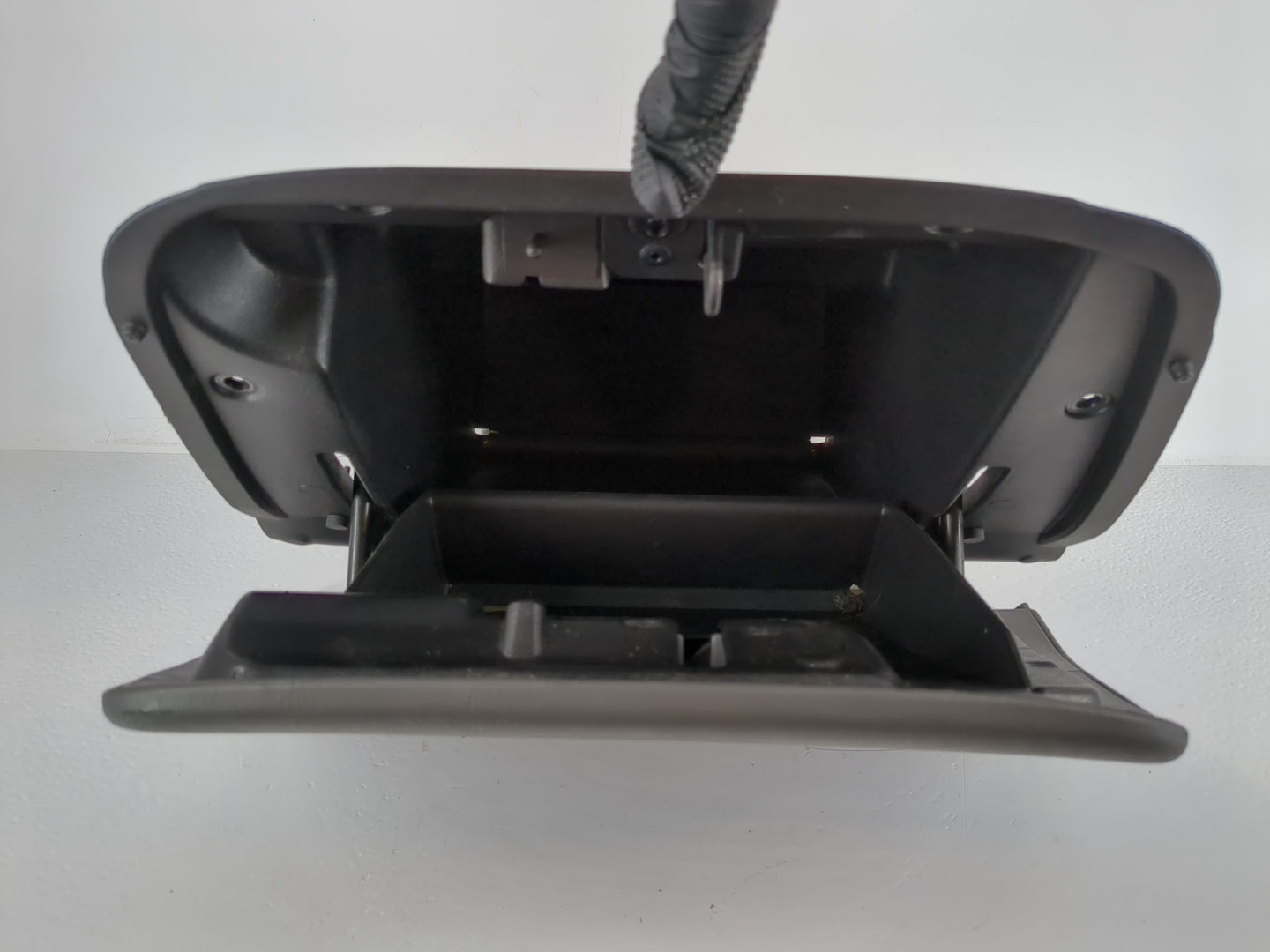 2004 Pontiac Grand Am Passenger Glove Box Door Storage Compartment - Oemusedautoparts1.com