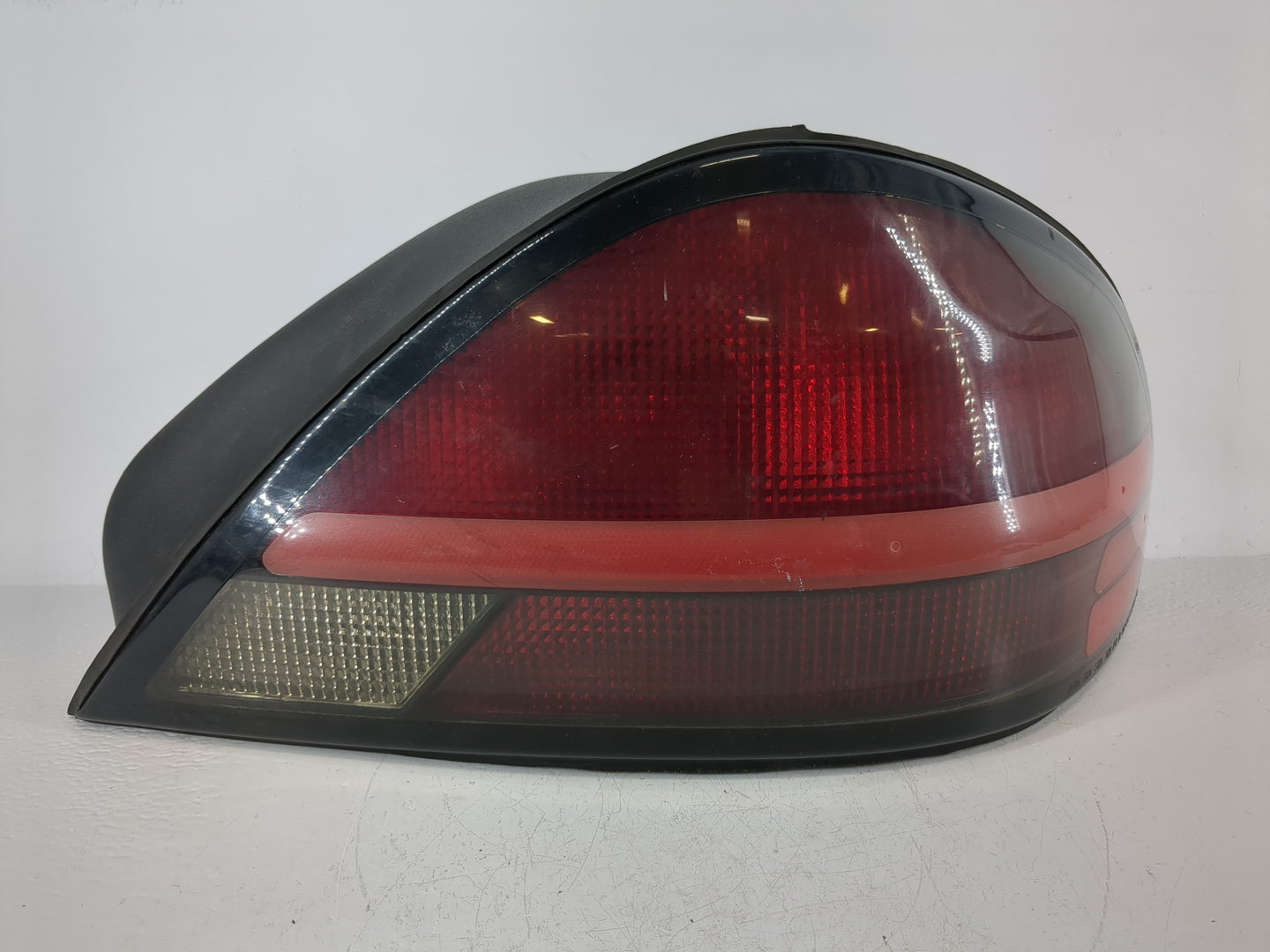 1999 Grand Am Passenger Right Side Tail Light Taillight Deck Lid Mounted - Oemusedautoparts1.com